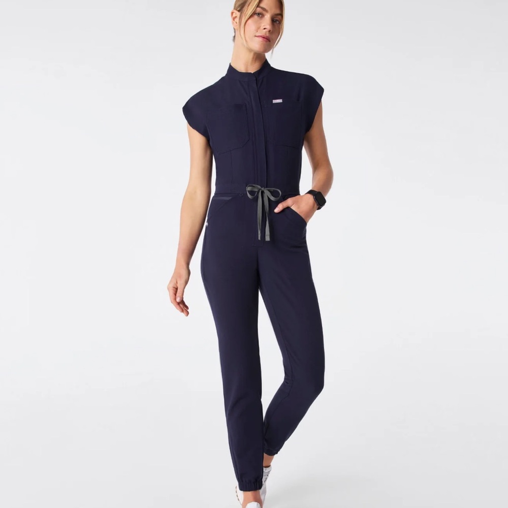 Figs Women's Navy Scrub Jumpsuit size small
